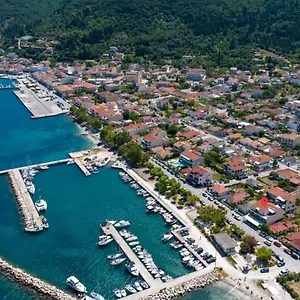 Aparthotel Filalithis &