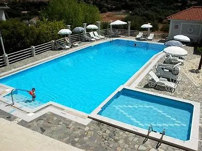 **  Ionis Hotel Troianata Греция