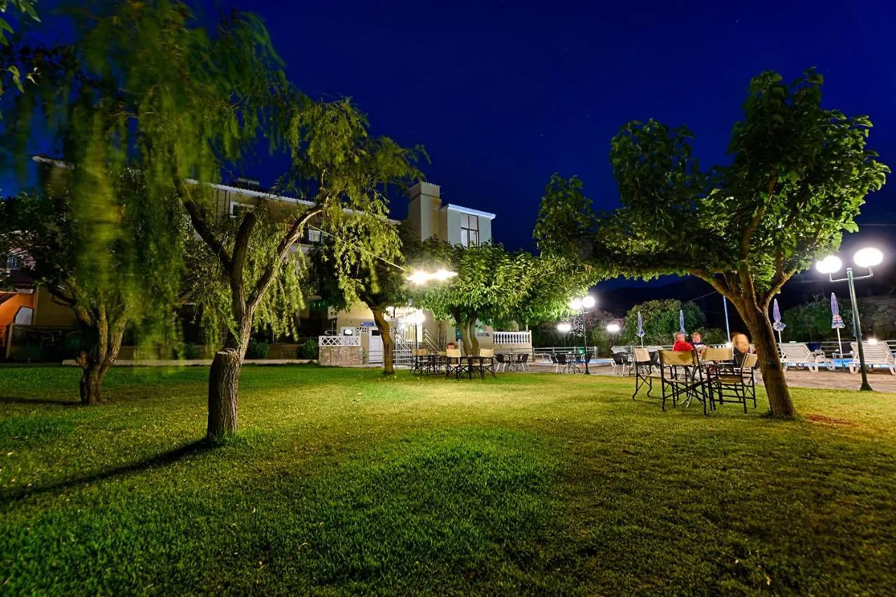 **  Ionis Hotel Troianata Греция