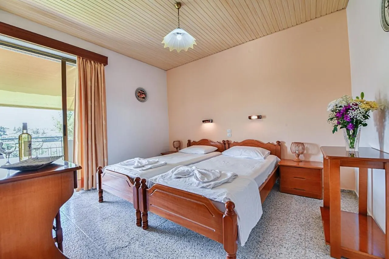 Ionis Hotel Troianata