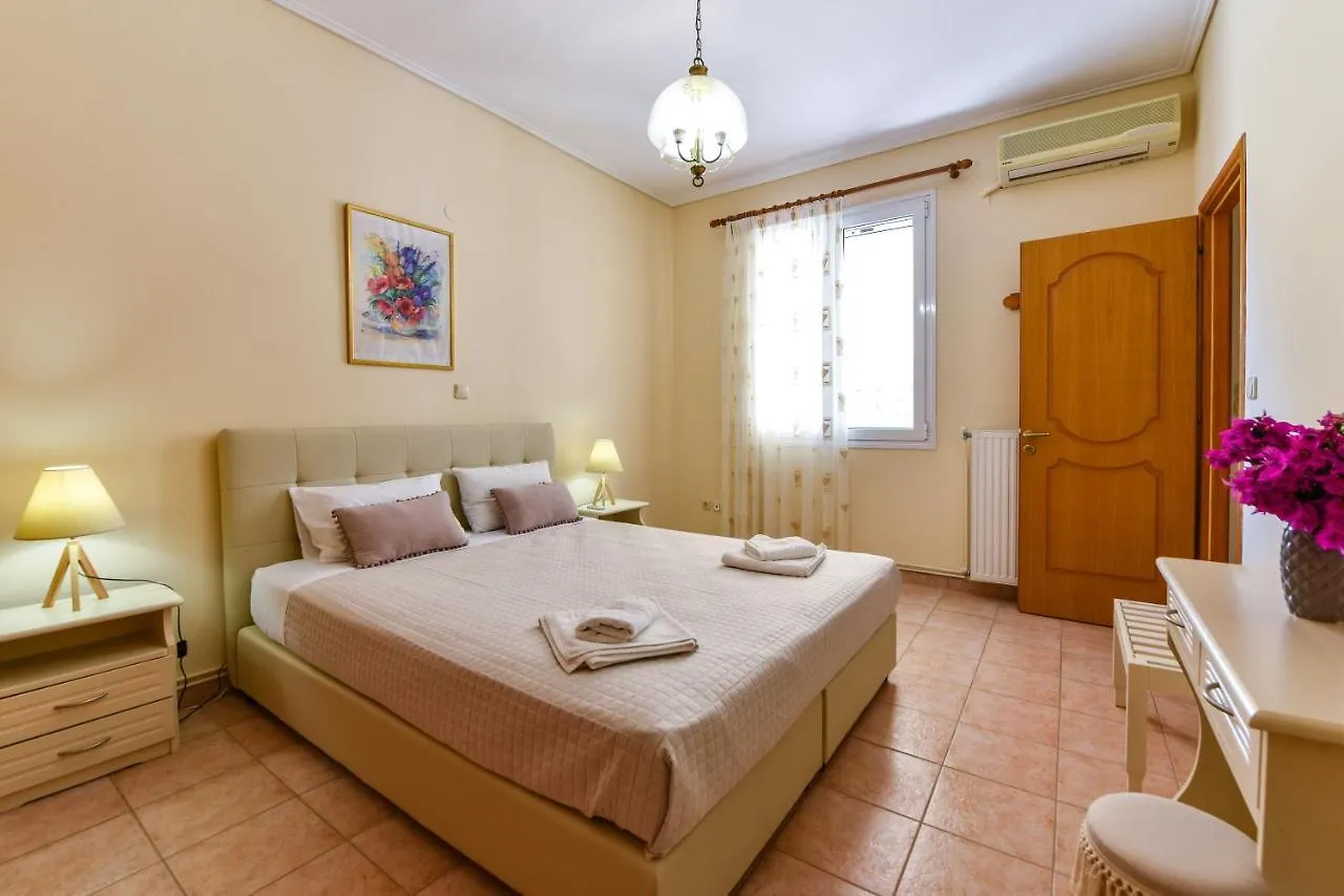 **  Ionis Hotel Troianata Греция